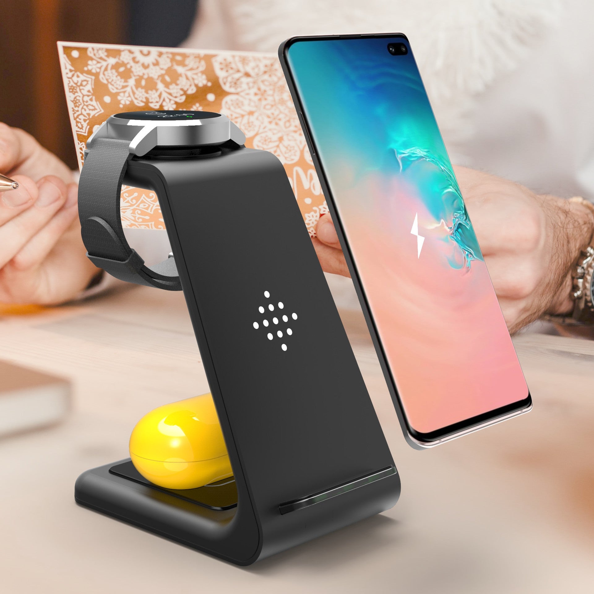 3 In 1 Fast Charging Station Wireless Charger Stand Wireless Quick Charge Dock For Phone Holder - TrendByte
